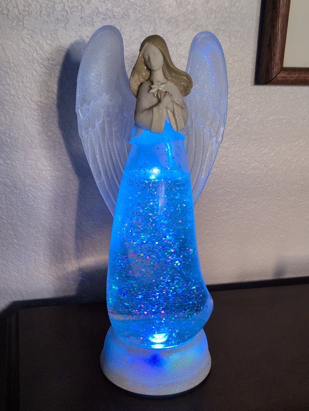 White and Gold Angel Glitter Globe With Color Changing LED